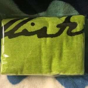 Hollister beach towel Green “reversible” New NIP NWT